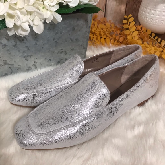 Donald J. Pliner Shoes - NEW Donald J. Pliner Halia Silver Soft Loafers